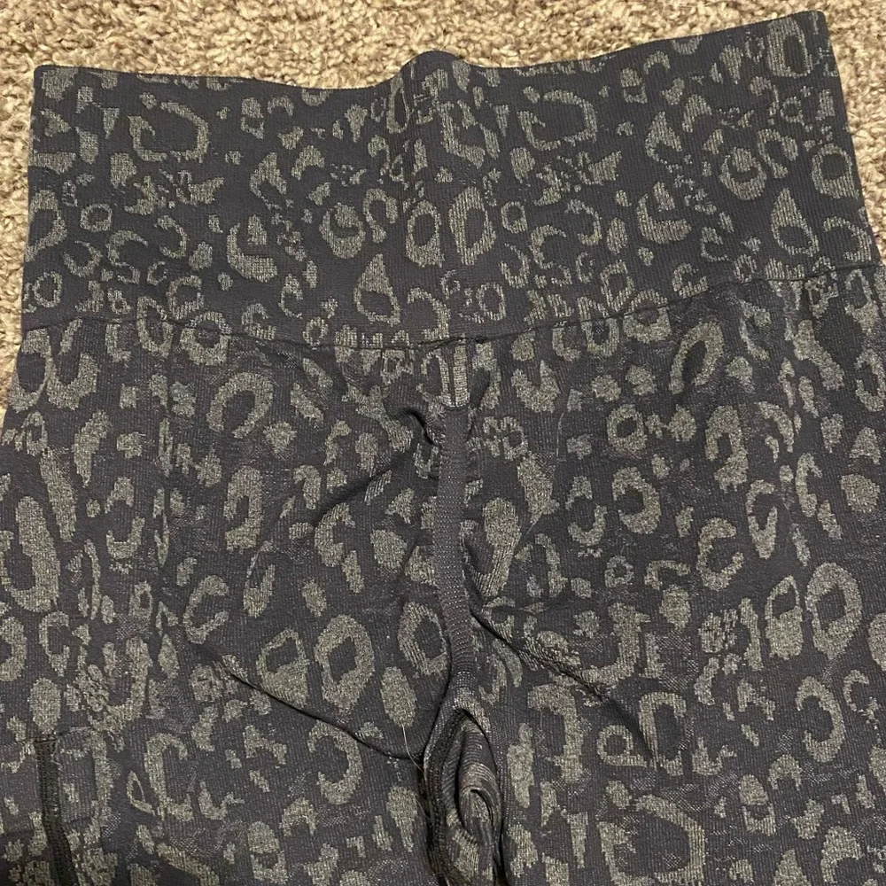 Leopard legging - Picture 2 of 4